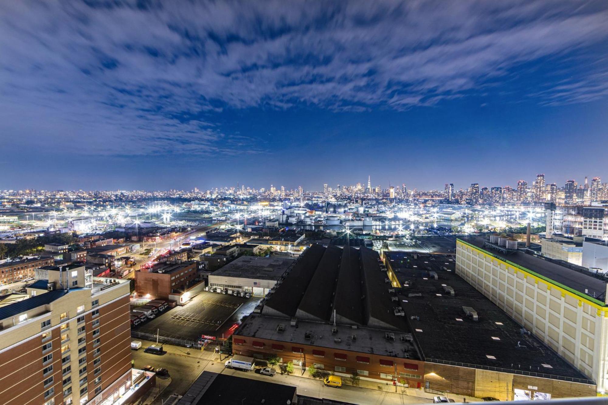 Holiday Inn Express Long Island City E - New York By Ihg Exterior foto