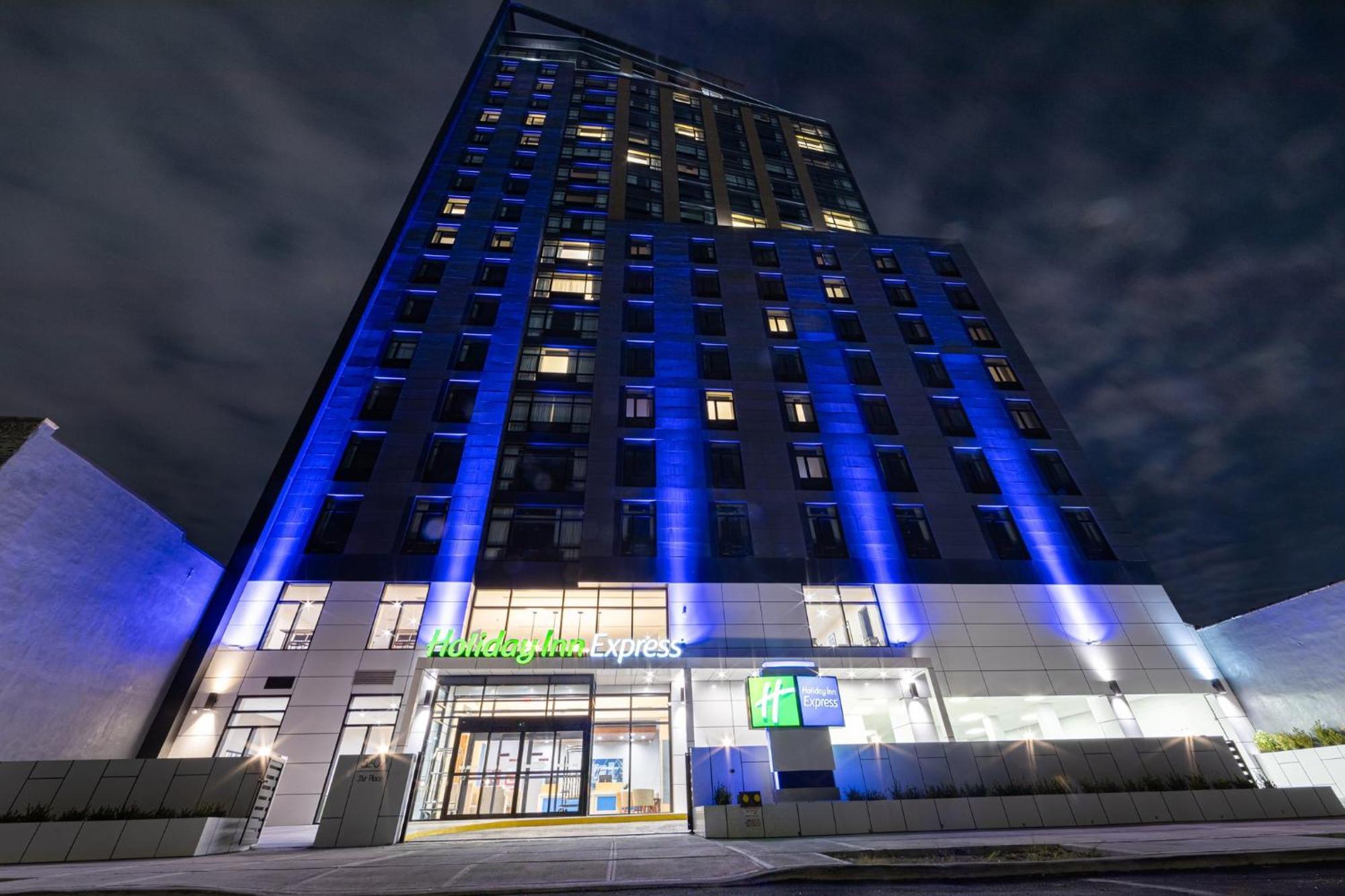 Holiday Inn Express Long Island City E - New York By Ihg Exterior foto